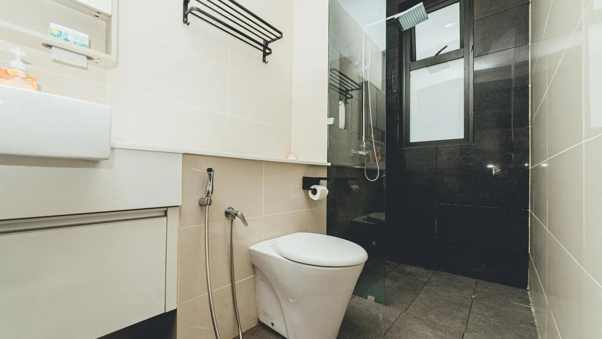 Sky88 De Next 2Br4Pax Near Ciq Ksl Midvalley By Our Stay Johor Bahru